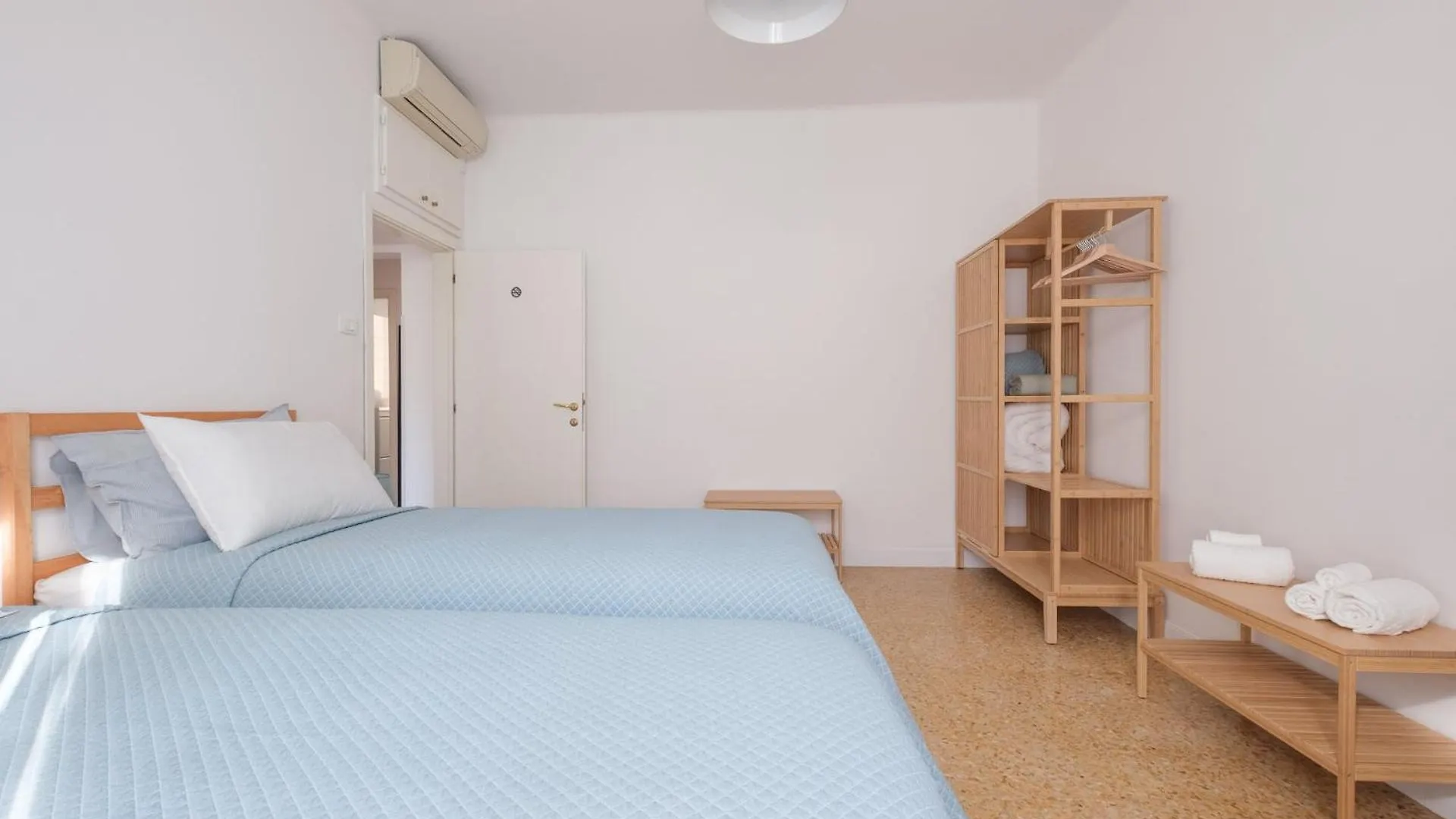 10 Min Walk From Bologna Fiere - Casa Pezzana Apartment